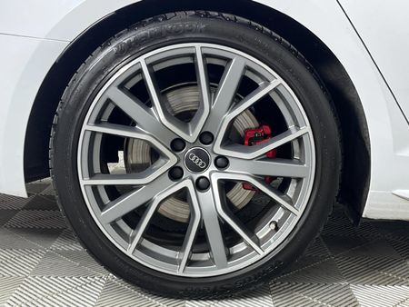 2019-Audi-S4-30-TFSI-quattro-Auto_7