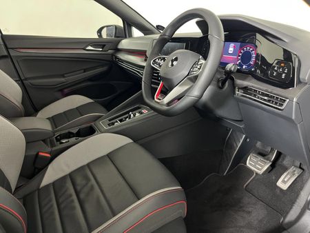 2021-Volkswagen-Golf-8-GTI-20-TSI-Auto_9