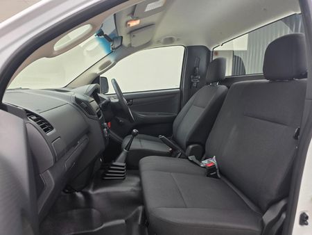 2026-Isuzu-D-Max-250C-Fleetside-Single-Cab_12
