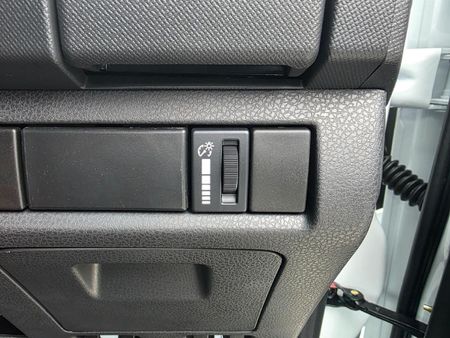 2026-Isuzu-D-Max-250C-Fleetside-Single-Cab_13