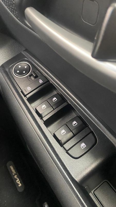 2024-Kia-Sonet-15-LX-Auto_15