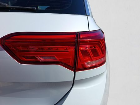 2021-Volkswagen-T-Roc-14-TSI-Design-Auto_11