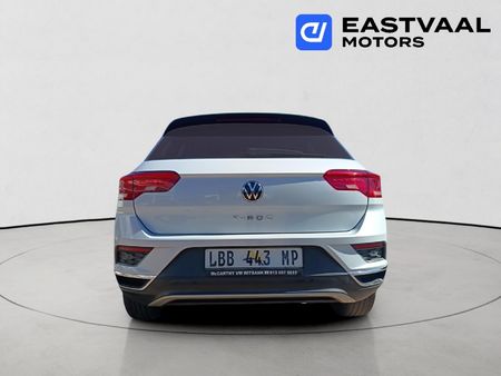 2021-Volkswagen-T-Roc-14-TSI-Design-Auto_5