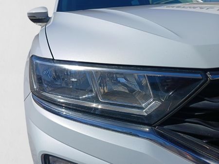 2021-Volkswagen-T-Roc-14-TSI-Design-Auto_8