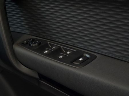 2025-Renault-Kiger-10T-Intens-Auto_12