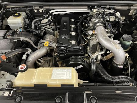 2018-Toyota-Land-Cruiser-Prado-30-D-VX-L-Auto_11