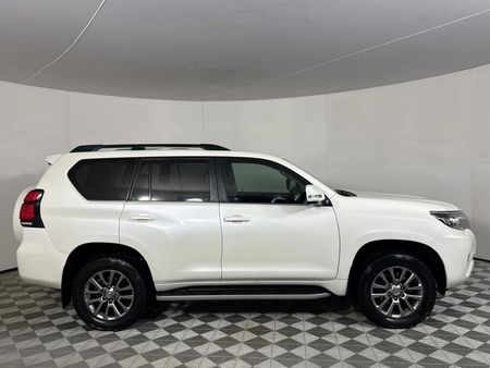2018-Toyota-Land-Cruiser-Prado-30-D-VX-L-Auto_15