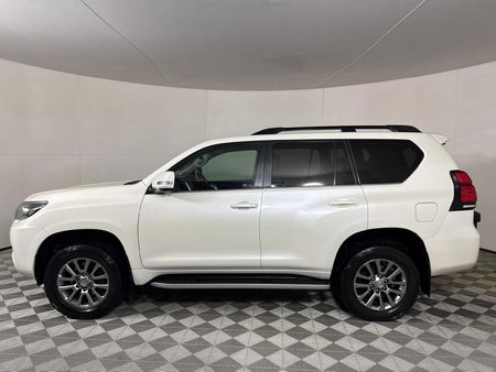2018-Toyota-Land-Cruiser-Prado-30-D-VX-L-Auto_17