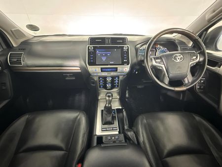 2018-Toyota-Land-Cruiser-Prado-30-D-VX-L-Auto_1