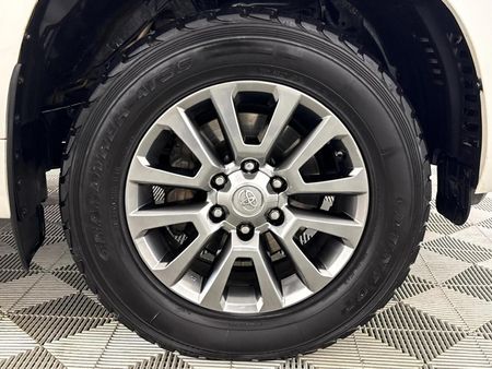 2018-Toyota-Land-Cruiser-Prado-30-D-VX-L-Auto_5
