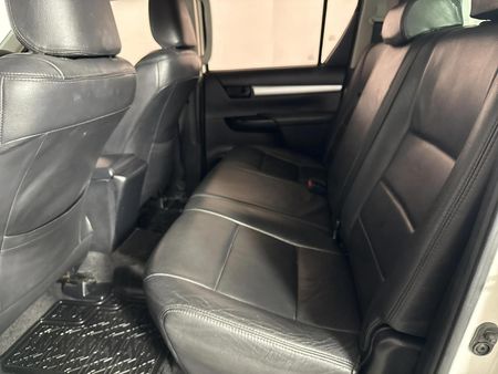 2020-Toyota-Hilux-24-GD-6-Raised-Body-SRX-Auto-Double-Cab_3