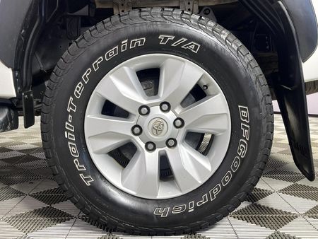 2020-Toyota-Hilux-24-GD-6-Raised-Body-SRX-Auto-Double-Cab_6