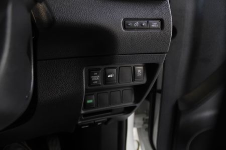 2021-Nissan-X-Trail-7-SEATER-AUTOMATIC_28