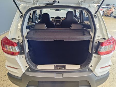 2023-Suzuki-S-Presso-10-GL_16