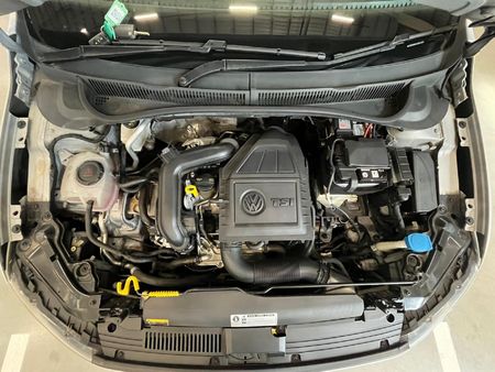 2018-Volkswagen-Polo-10-TSI-Comfortline-Auto_12