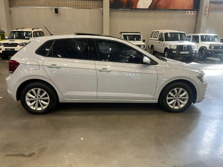 2018-Volkswagen-Polo-10-TSI-Comfortline-Auto_1