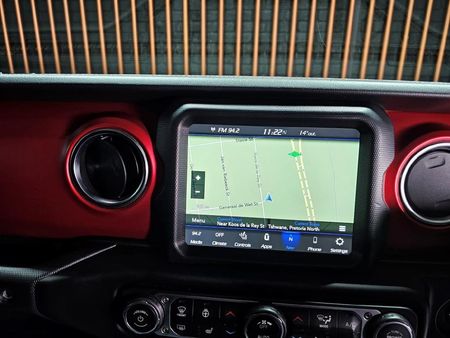 2024-Jeep-Gladiator-Rubicon-36-4x4-Auto-Double-Cab_12