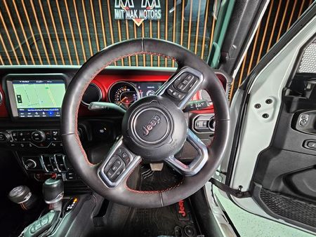 2024-Jeep-Gladiator-Rubicon-36-4x4-Auto-Double-Cab_17