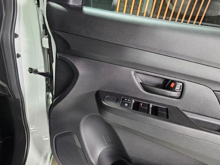 2026-Toyota-Rumion-15-S_7