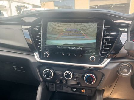 2026-Isuzu-Mu-x-19D-LS-Auto_10