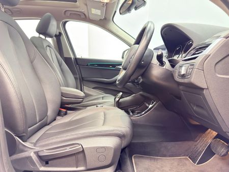 2021-BMW-X1-sDrive18i-xLine-Auto_9