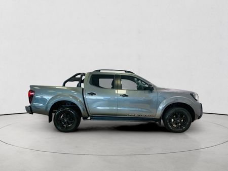 2026-Nissan-Navara-25DDTi-Stealth-Auto_2