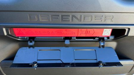 2025-Land-Rover-Defender-110-D350-X-Dynamic-HSE_14