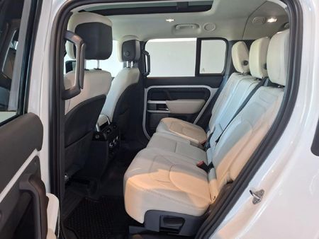 2023-Land-Rover-Defender-130-30D-First-Edition_23
