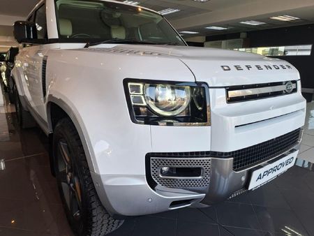 2023-Land-Rover-Defender-130-30D-First-Edition_2