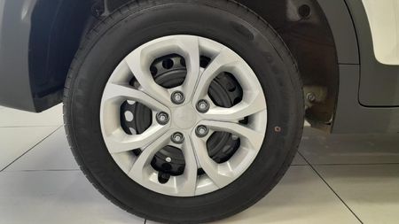 2026-Kia-Sonet-15-LS-Auto_9