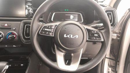 2026-Kia-Sonet-15-LS-Auto_12