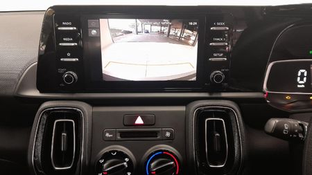 2026-Kia-Sonet-15-LS-Auto_13