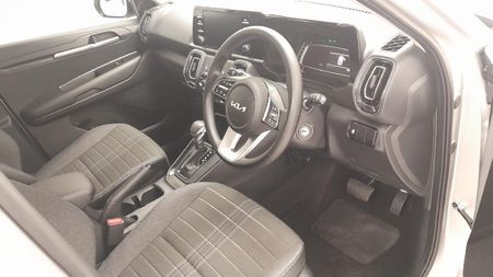 2026-Kia-Sonet-15-LS-Auto_18