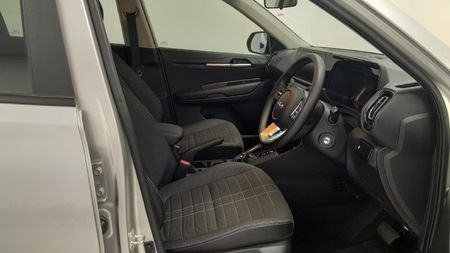2026-Kia-Sonet-15-LS-Auto_19