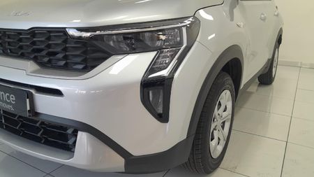 2026-Kia-Sonet-15-LS-Auto_2