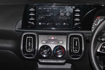 2026-Kia-Sonet-15-LS-Auto_9