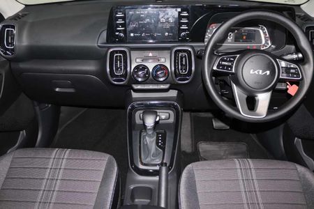 2026-Kia-Sonet-15-LS-Auto_11