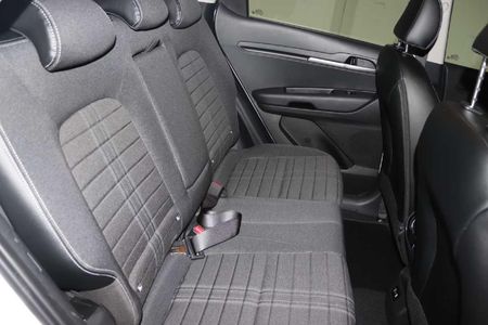 2026-Kia-Sonet-15-LS-Auto_12
