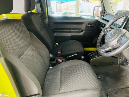 2021-Suzuki-Jimny-15-GLX-Auto_9