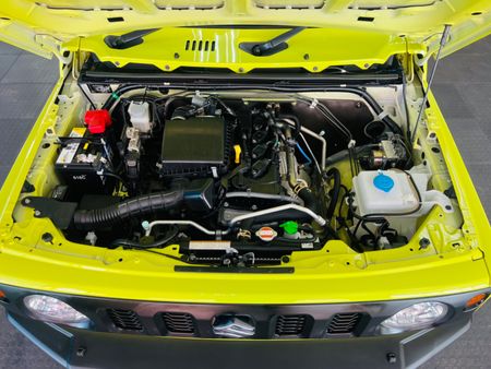 2021-Suzuki-Jimny-15-GLX-Auto_21