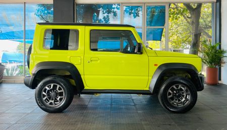 2021-Suzuki-Jimny-15-GLX-Auto_7