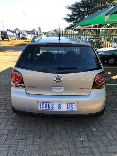 2014-Volkswagen-Polo-Vivo-16-Maxx_6