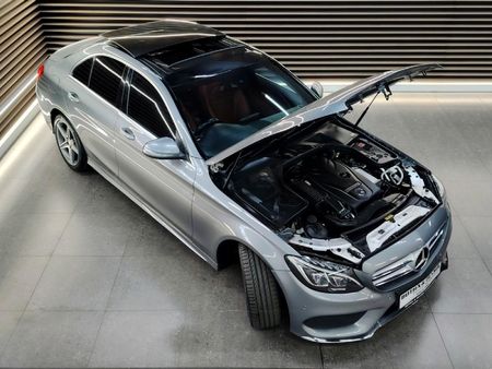 2015-Mercedes-Benz-C-Class-C-250-AMG-Line-Auto_34