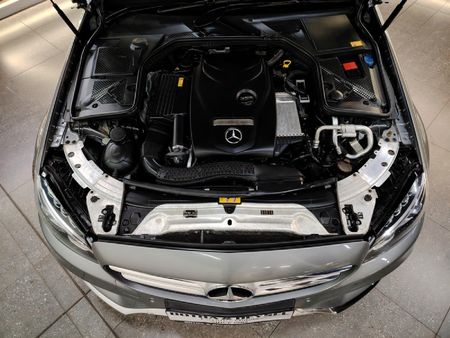 2015-Mercedes-Benz-C-Class-C-250-AMG-Line-Auto_35