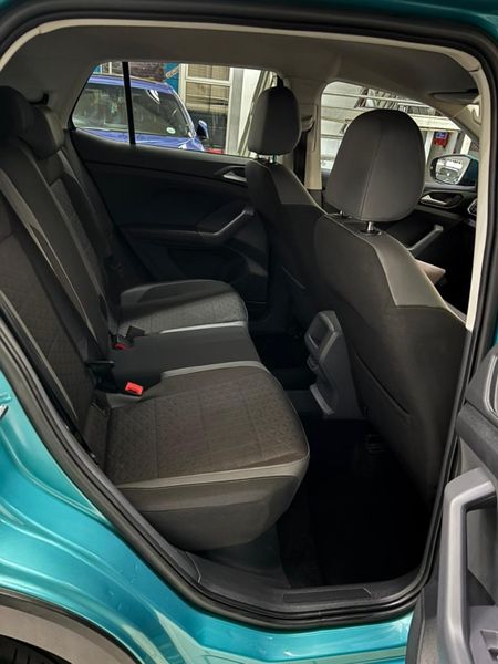2020-Volkswagen-T-Cross-15-TSI-R-Line-Auto_12