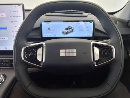 2026-Geely-E5-EM-i-Apex-Phev_16