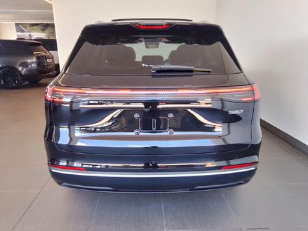 2026-Geely-E5-EM-i-Apex-Phev_6