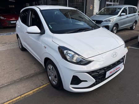 2025-Hyundai-Grand-i10-10-Fluid_12