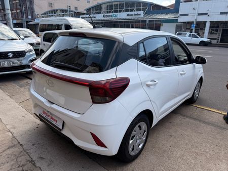 2025-Hyundai-Grand-i10-10-Fluid_3