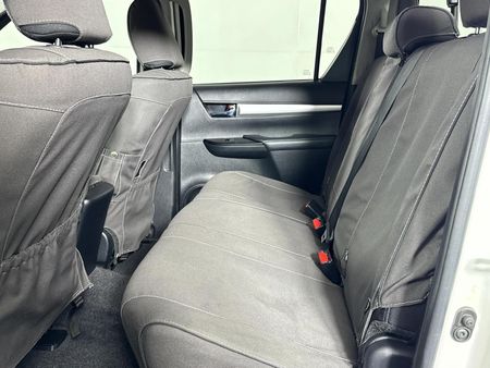 2022-Toyota-Hilux-28-GD-6-Raised-Body-Raider-Auto-Double-Cab_3